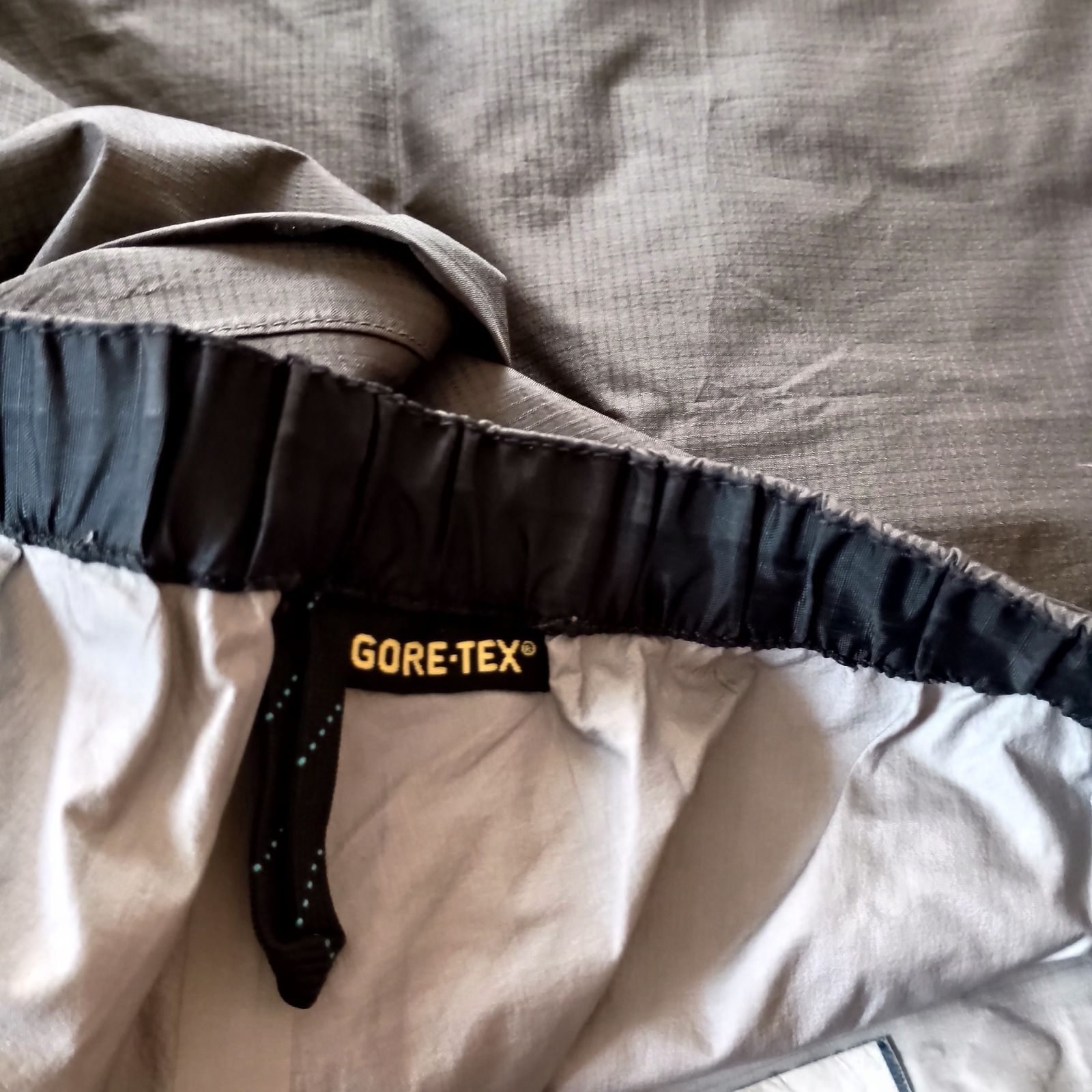 モンベル◇GORE-TEX ゴアテックス ストームクルーザーパンツ メンズ S