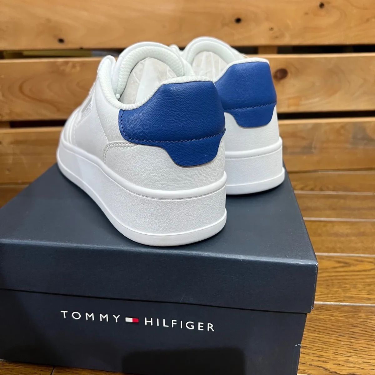 レディース‼️TOMMYHILFIGER トミーヒルフィガー⚫︎靴 スニーカー 