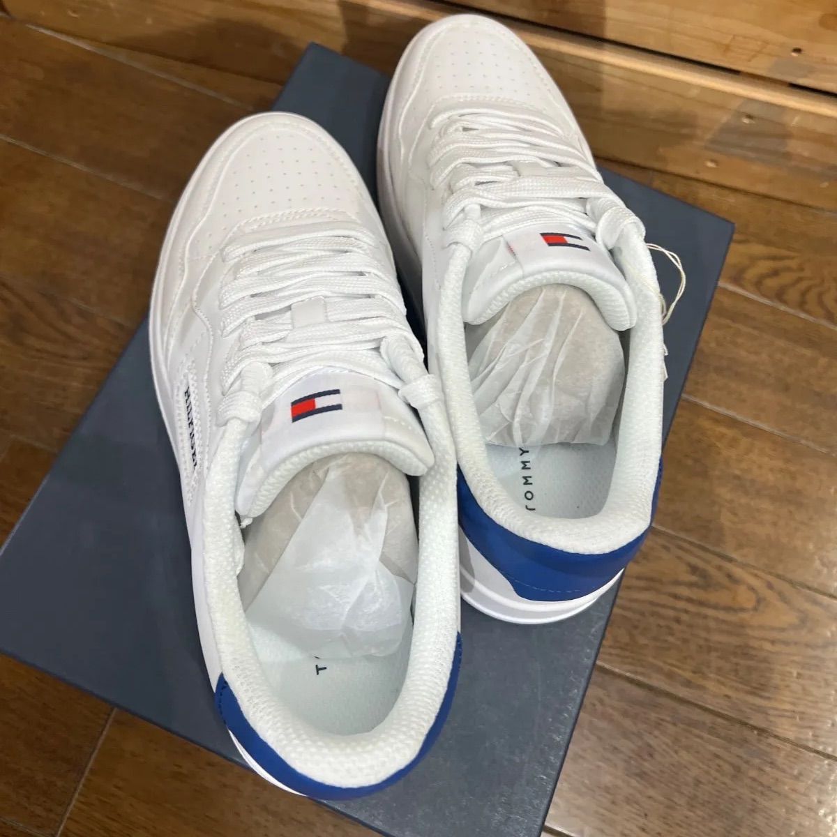 レディース‼️TOMMYHILFIGER トミーヒルフィガー⚫︎靴 スニーカー 