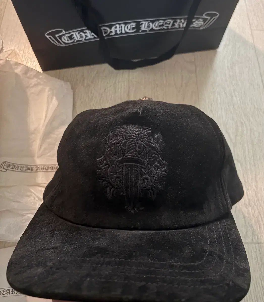 CHROME HEARTS クロムハーツ スウェード ベースボールキャップ