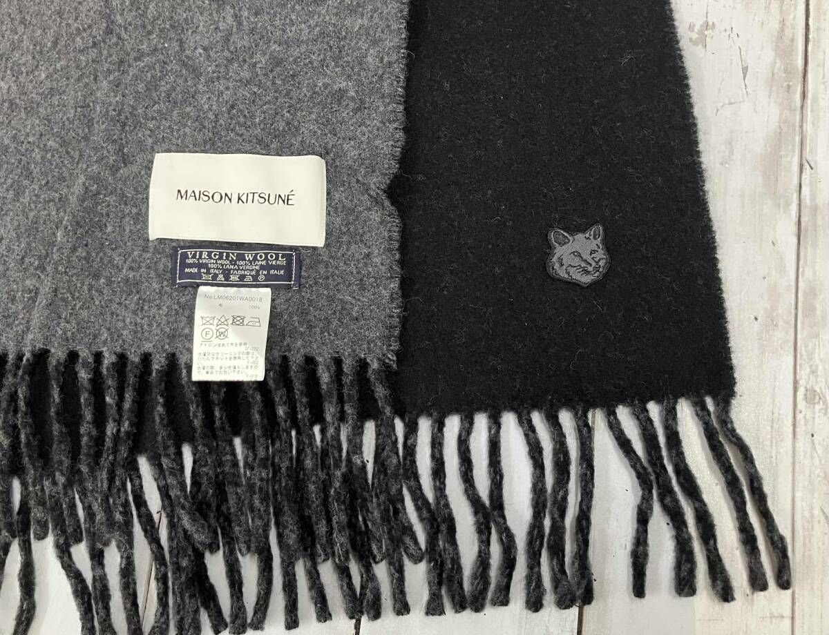 MAISON KITSUNÉ グレー マフラー ウール100% Maison KITSUNE メゾン キツネ マフラー ストール 毛100