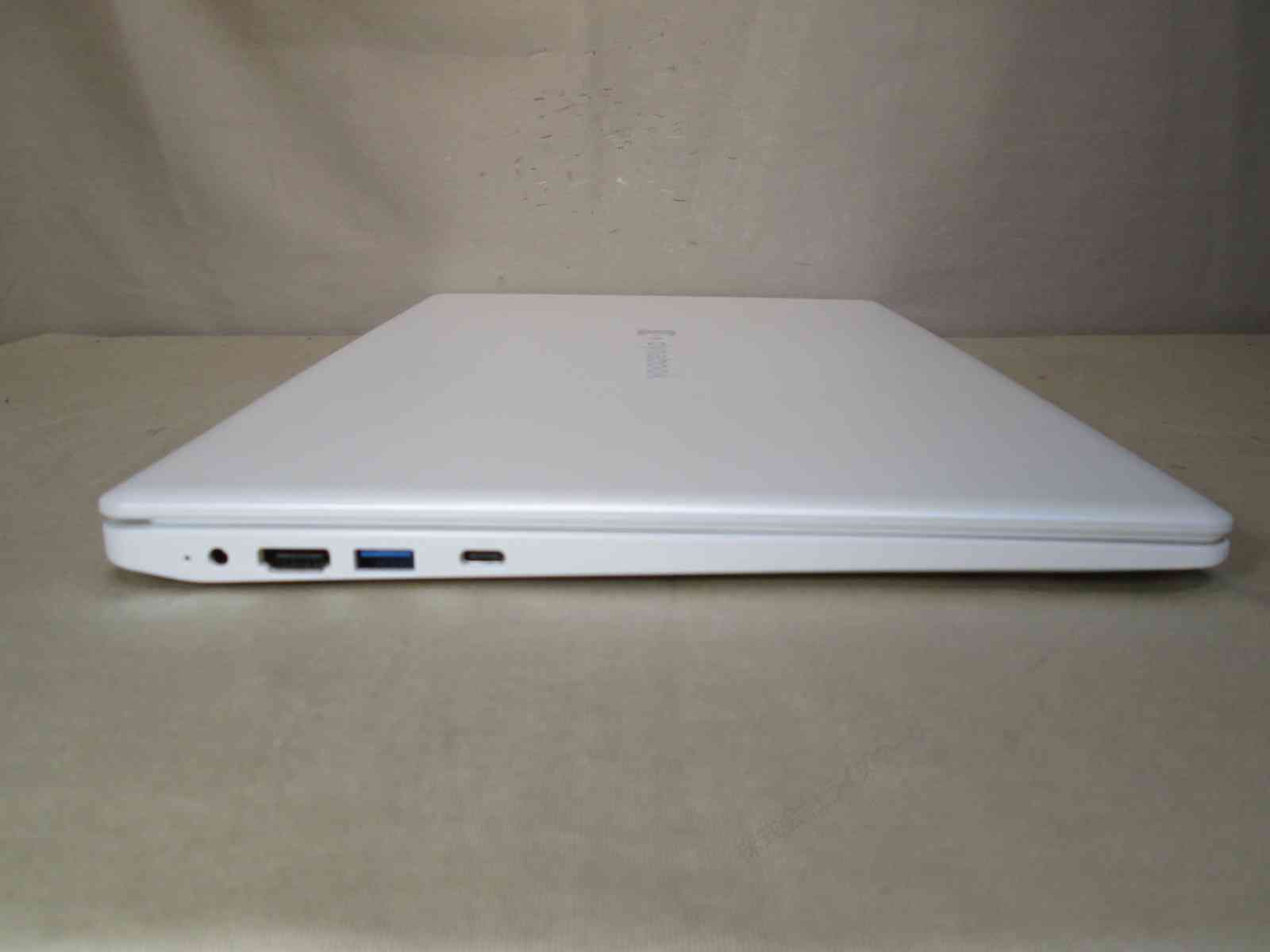 東芝 dynabook Y4 P2Y4PBEW【SSD搭載】 Core i3 1005G1 【Windows11