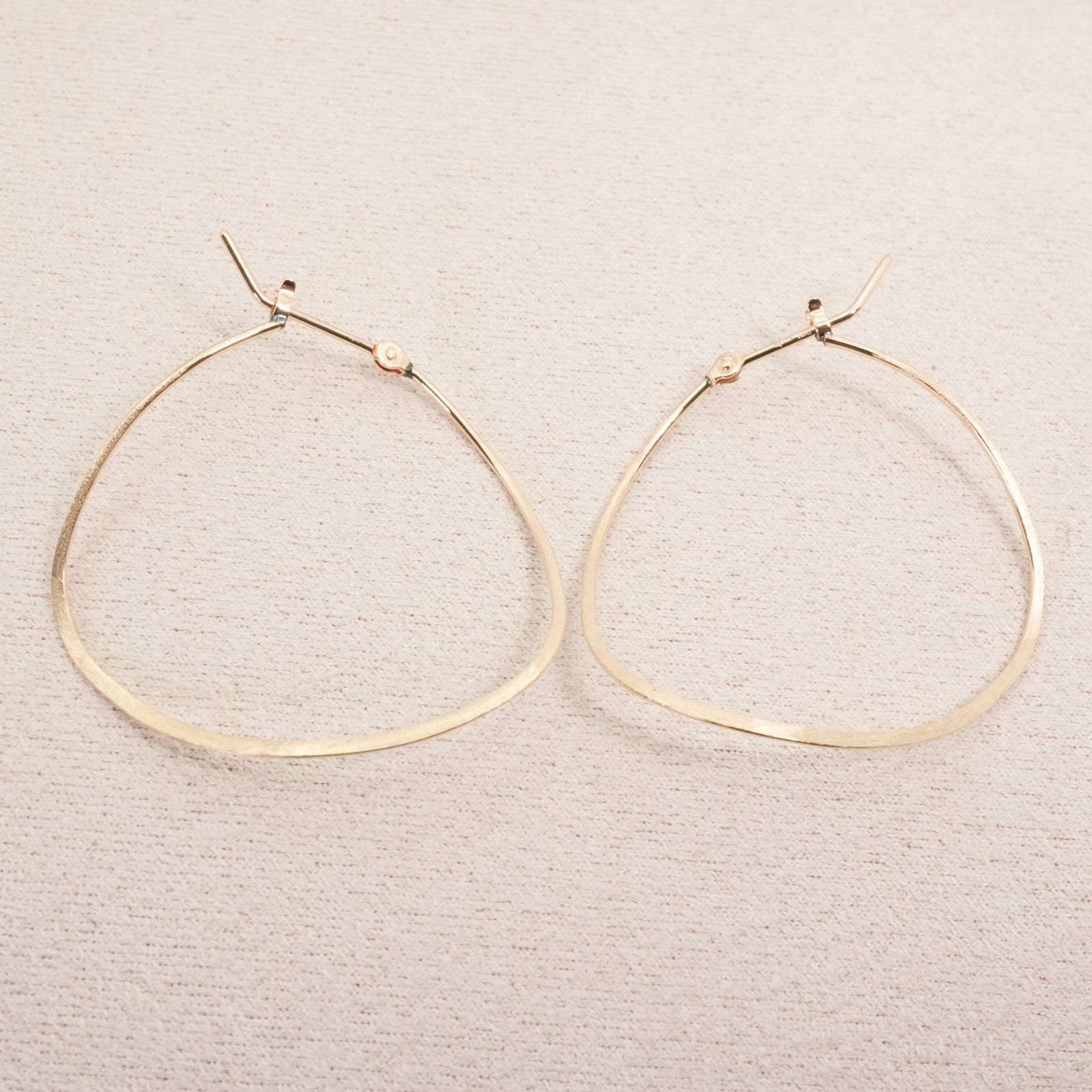 アガット フープ ピアス K10 ひねり テクスチャー/24-2136S - メルカリ