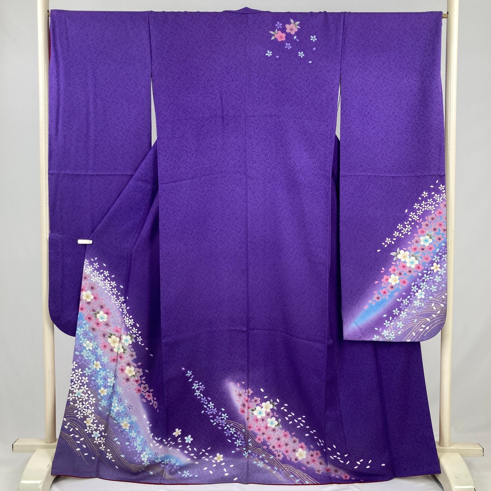 たんす屋 着物 リユース着物 振袖 襦袢 帯 ３点セット 紫 フォーマル 桜 流水 袷 絹 未洗い 身丈 160 cm 裄丈 71 MS 6636