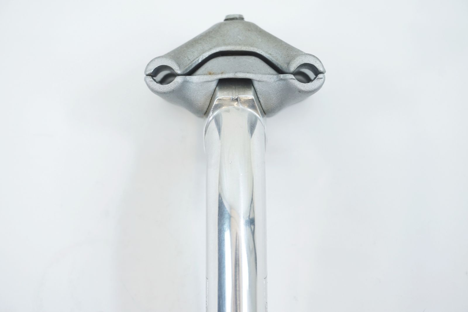 カンパニョーロ レコード？エアロシートポスト φ27.2 CAMPAGNOLO