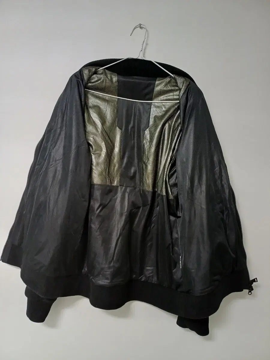 SWING ダウンジャケット