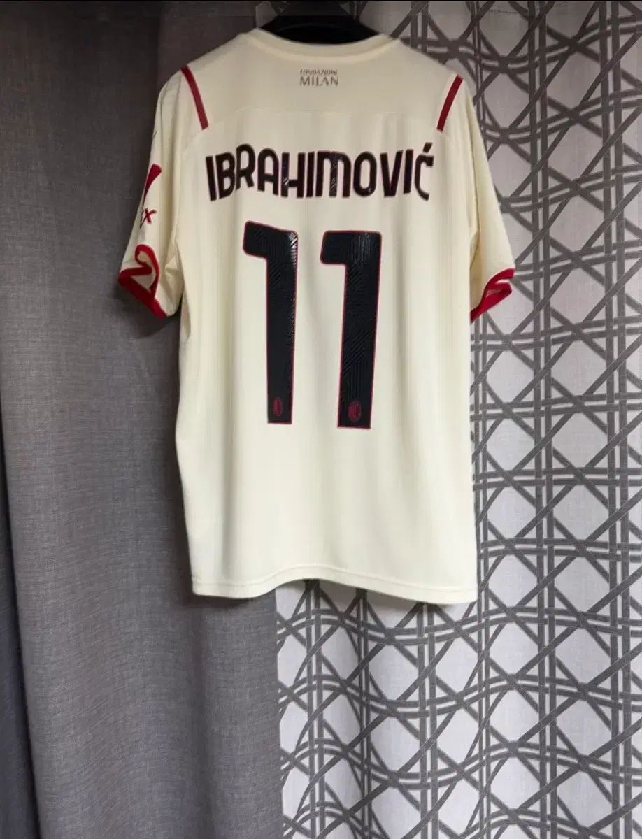 ACミラン 21-22 イブラヒモビッチ
