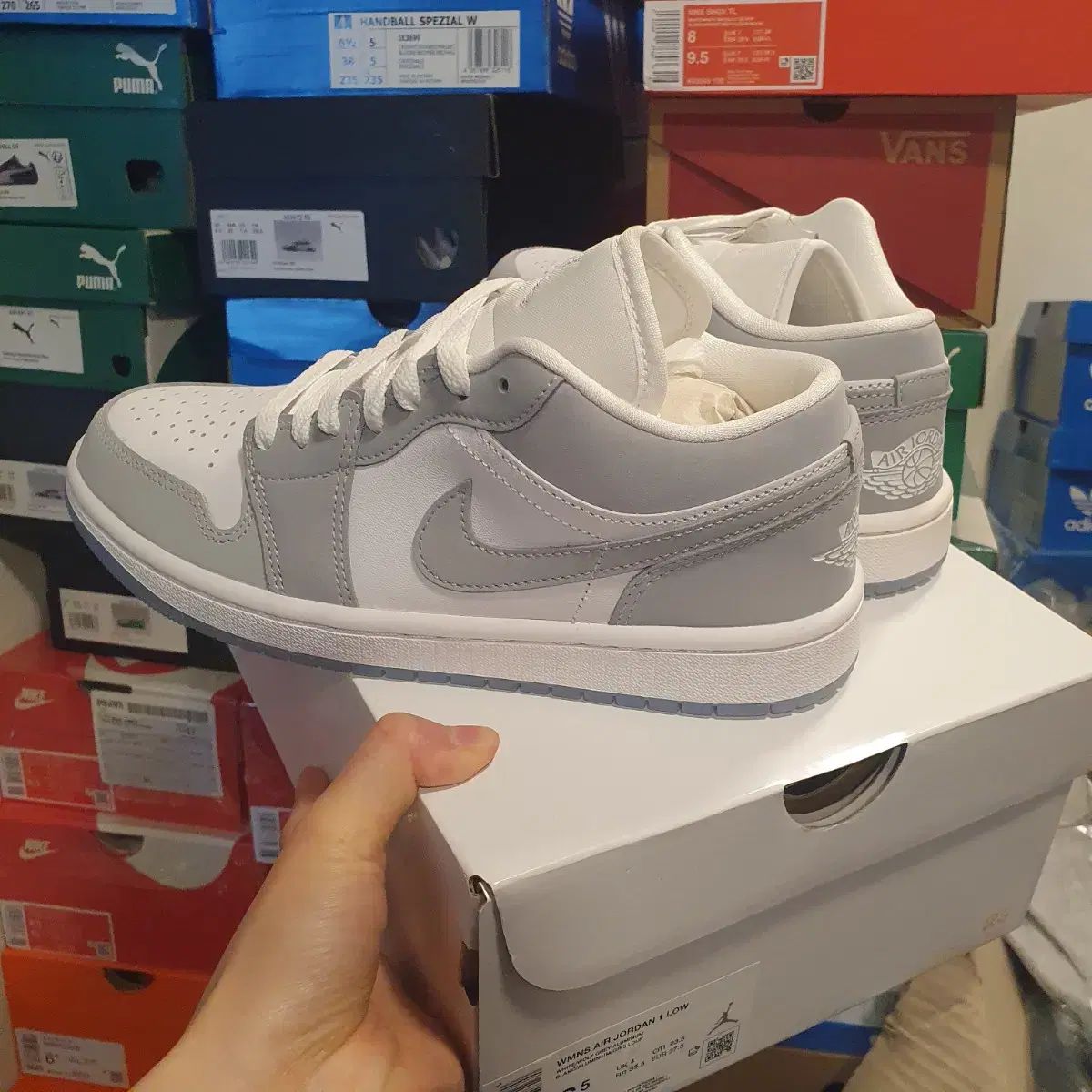 ナイキ DC 0774-015 ウィメンズ ジョーダン スニーカー