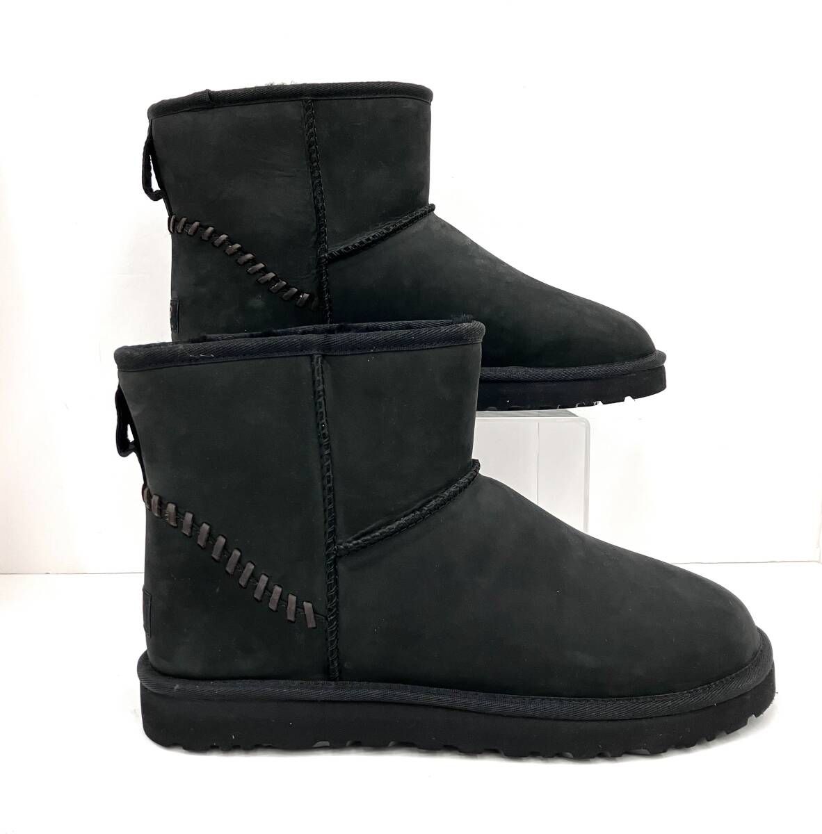 UGG アグ M CLASSIC MINI DECO ムートンショートブーツ 1003945 ブラック サイズ28 cm