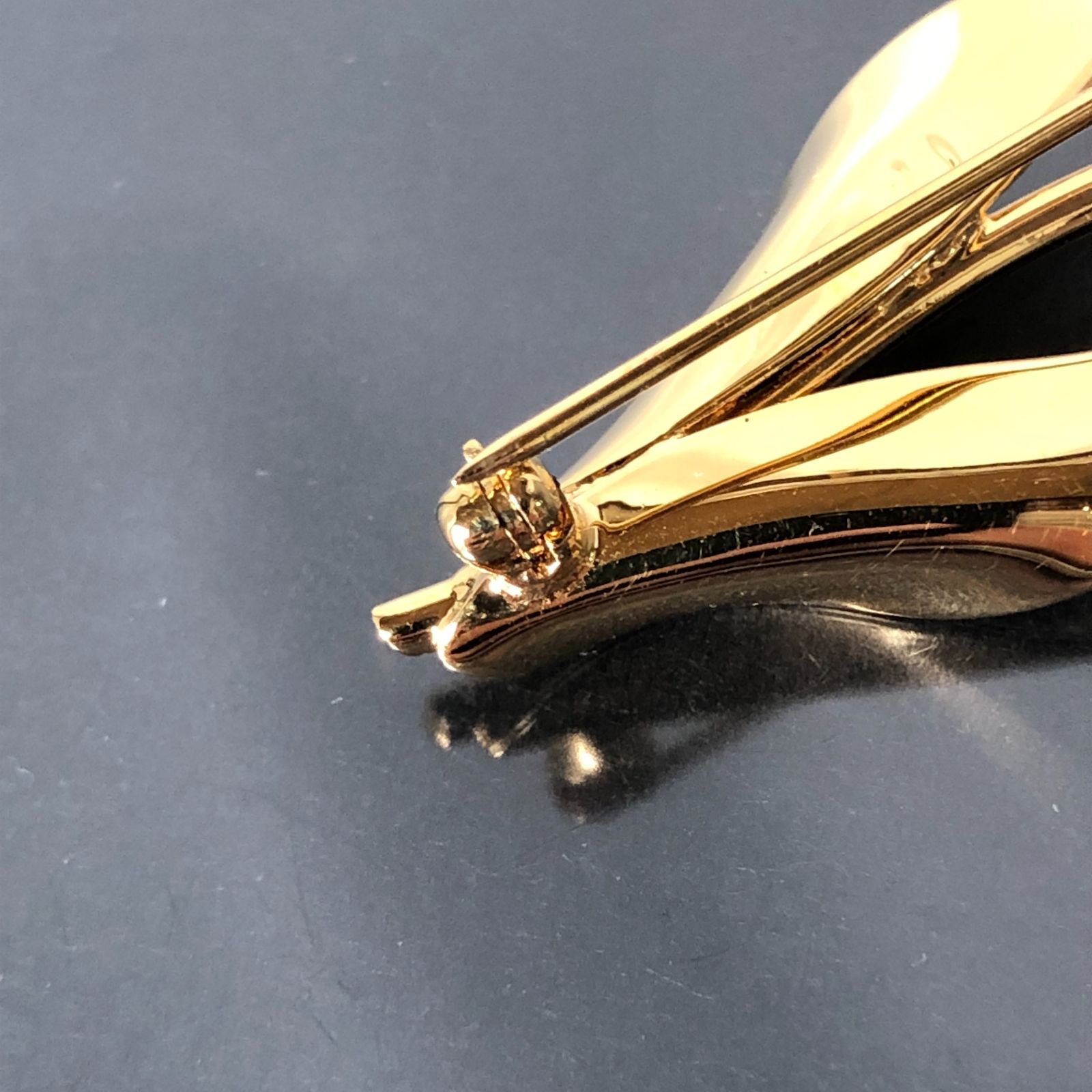 Swarovski スワロフスキー ブローチ チューリップ ゴールドカラー 重量