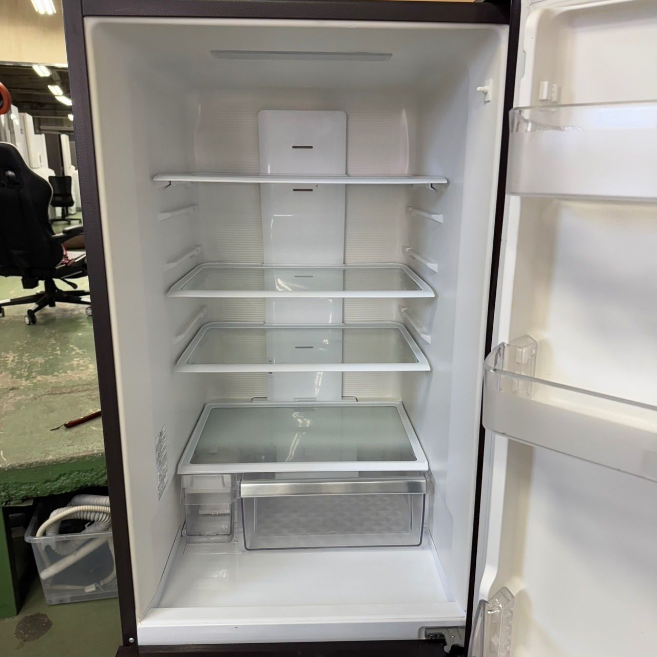 322 日立 大型冷蔵庫 315L 300L 自動製氷 右開き 3ドア - メルカリ