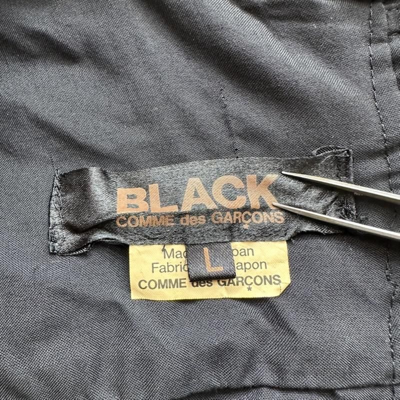 ブラックコムデギャルソン 23SS レギュラーカラー 捻じれ 変形 半袖