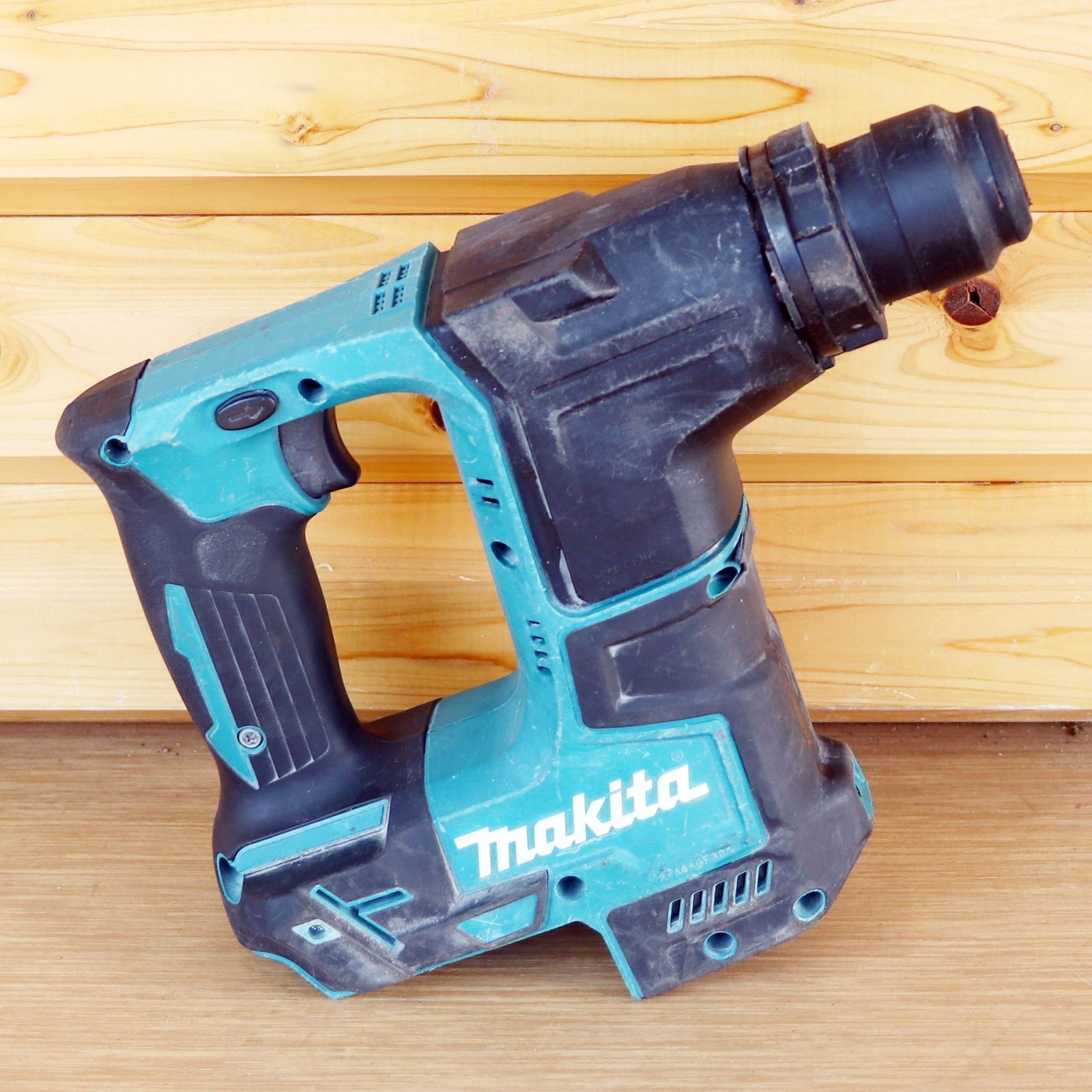 新潟発 マキタ 充電式ハンマドリル HR171D 17mm SDSプラス 本体 はつり