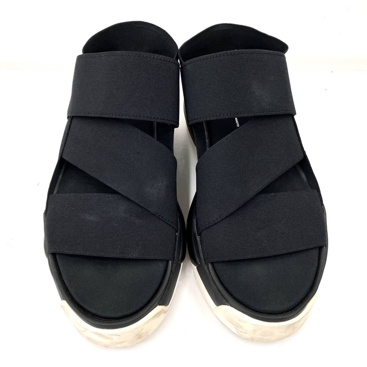SANDAL