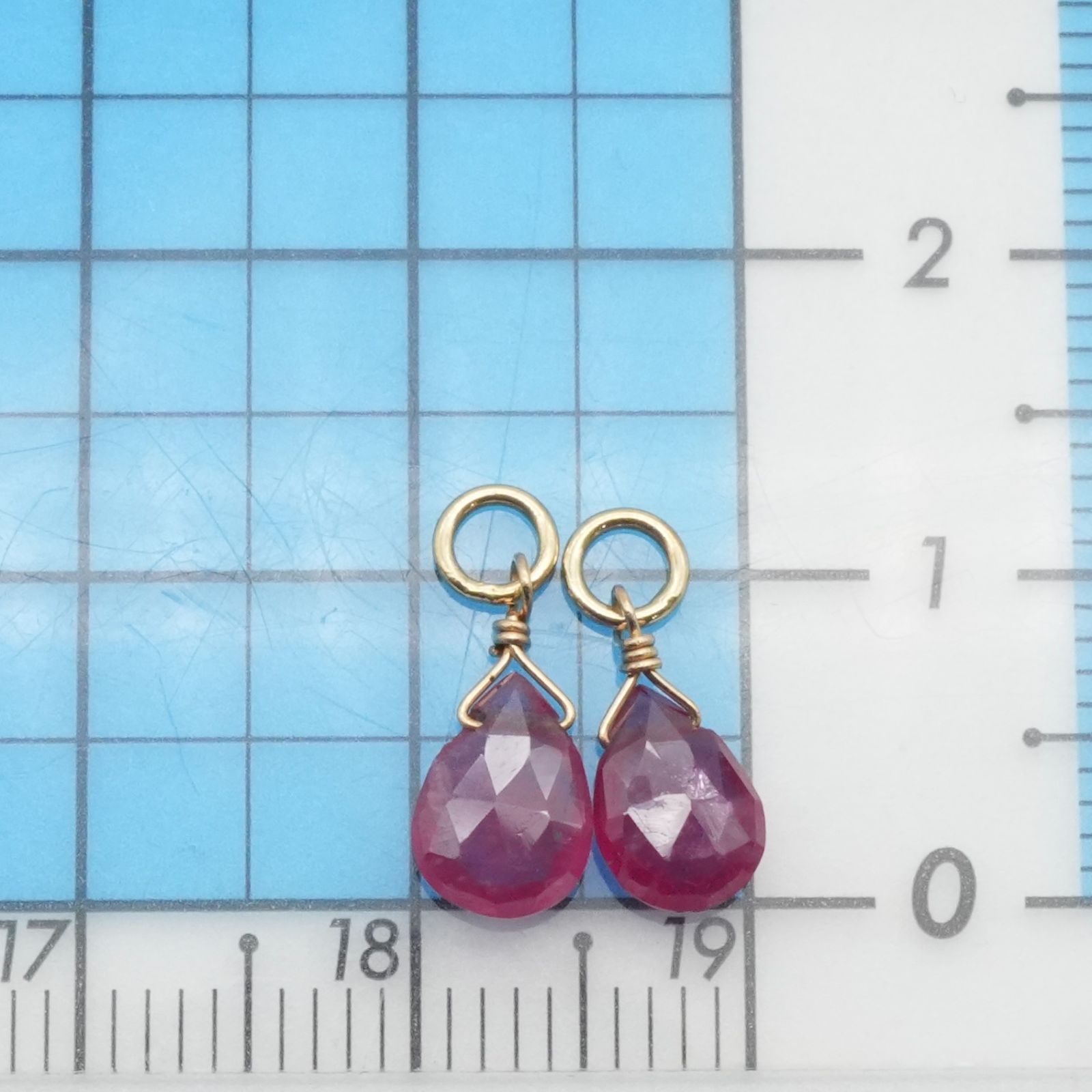 アガット K10 ルビー ドロップ ピアスチャーム/25-2348S - メルカリ