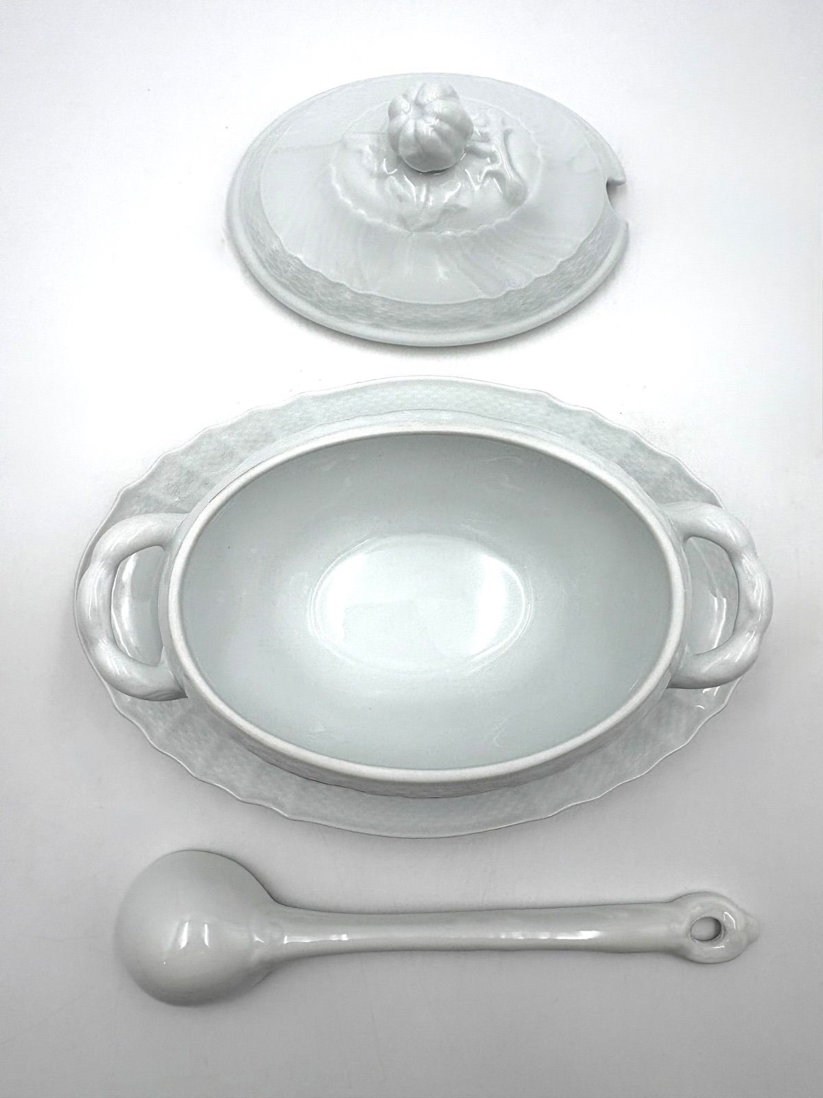 Richard Ginori リチャードジノリ ベッキオホワイト マスタードポット 大 グレービーボート 蓋付き レードル付き