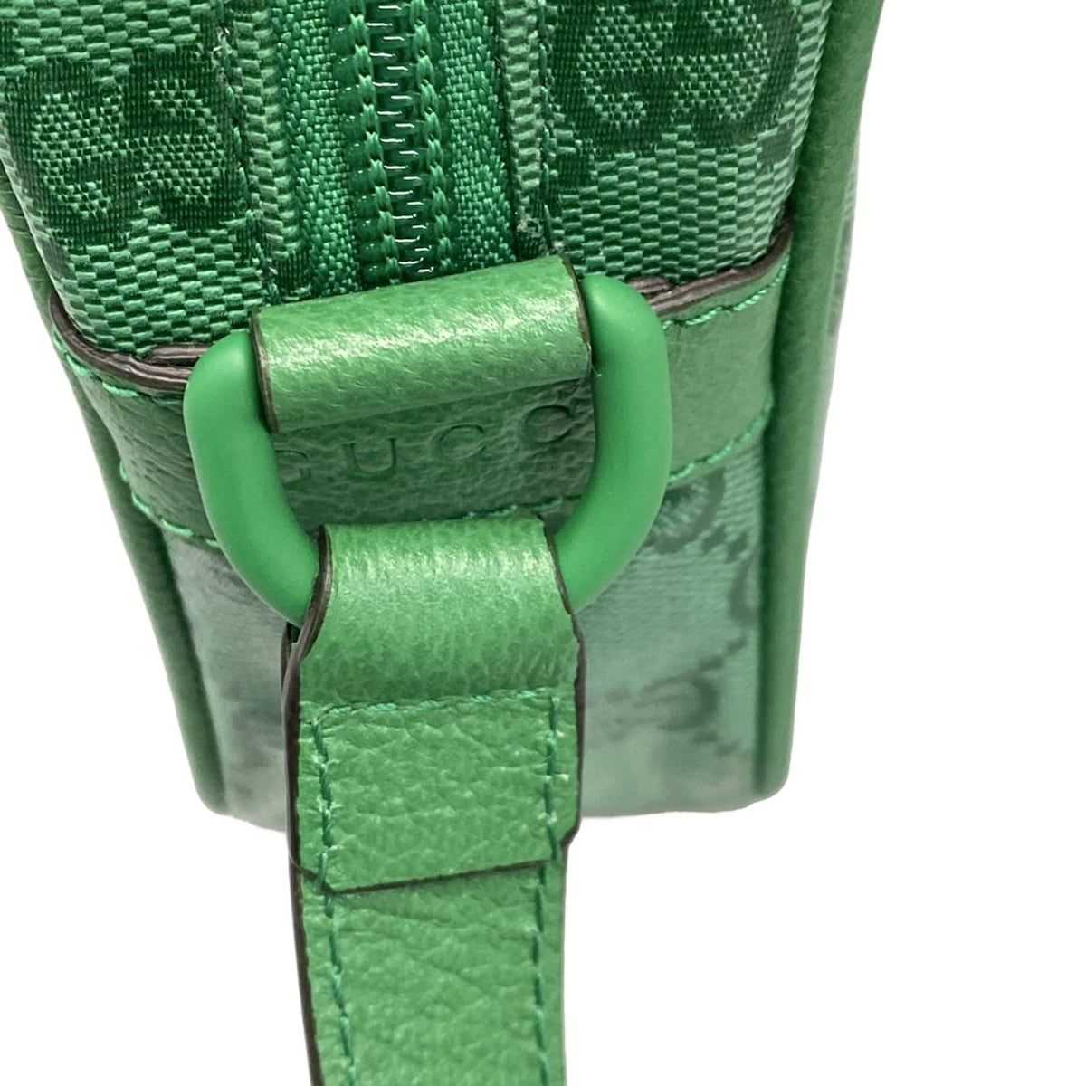 GUCCI(グッチ) ショルダーバッグ美品 クリスタルGG 760342 グリーン