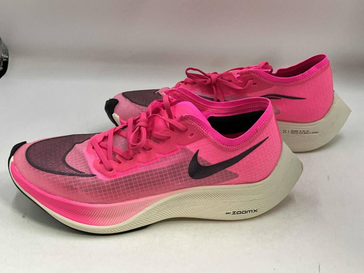 Nike ZoomX ピンク ランニングシューズ　ヴェイパーフライ　27センチ Nike ZoomX ピンク ランニングシューズ ヴェイパーフライ 27センチ