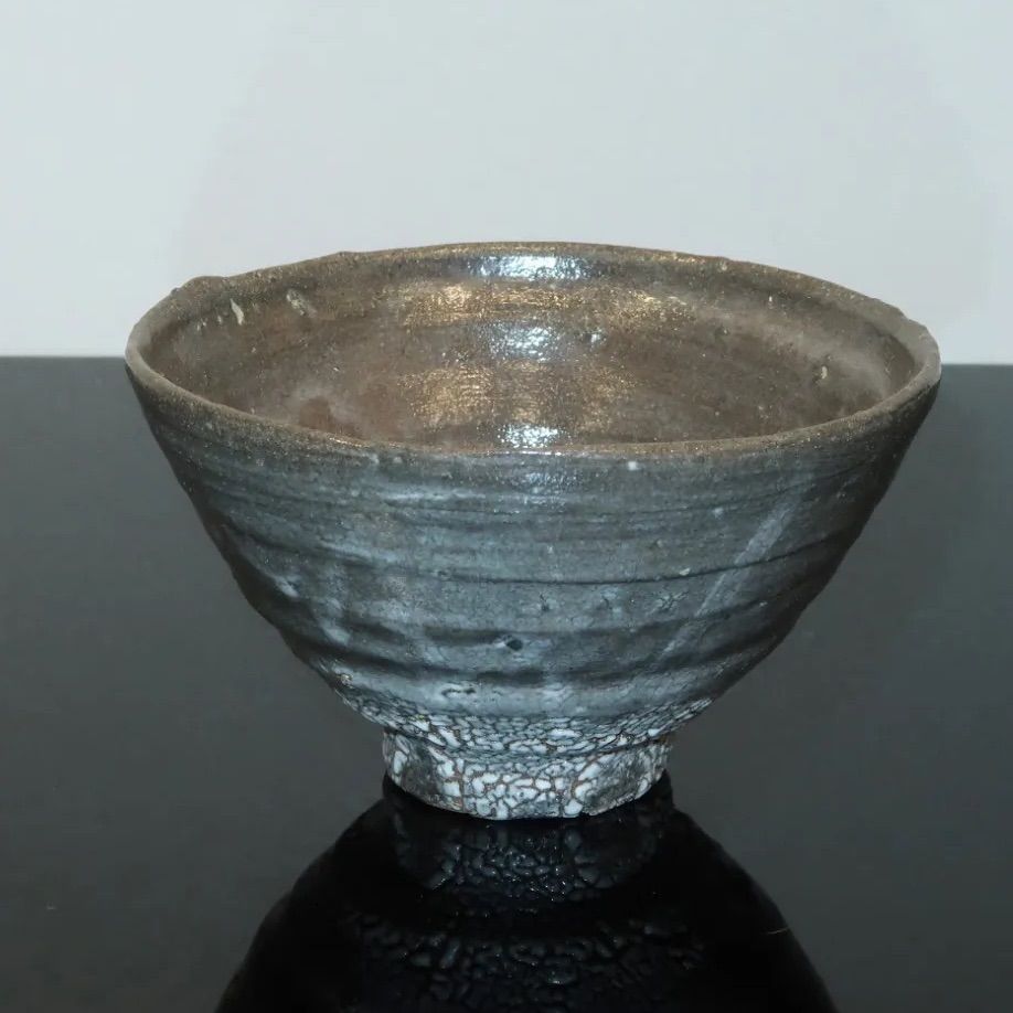 茶道具】西岡小十 唐津井戸形茶碗 唐津焼 古唐津写 - メルカリ