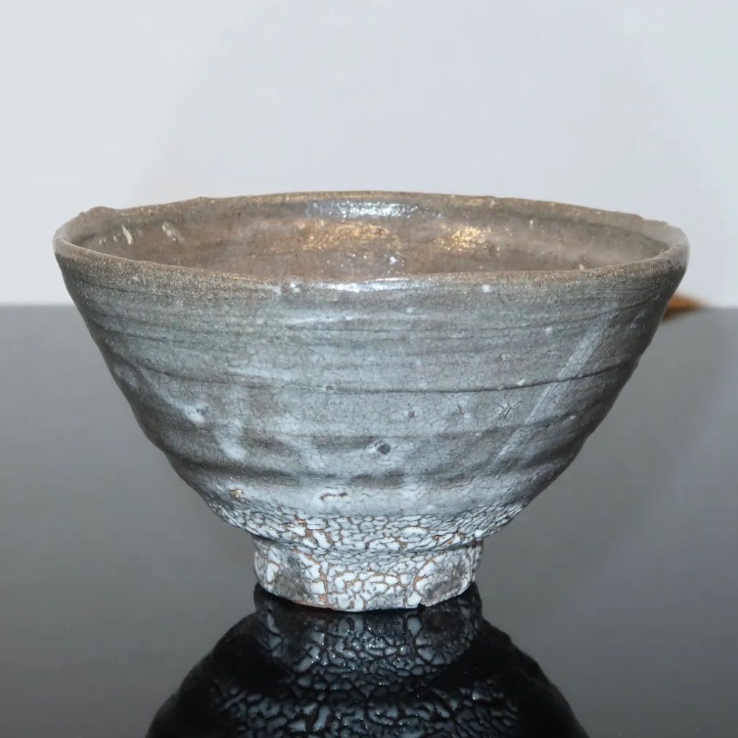 茶道具】西岡小十 唐津井戸形茶碗 唐津焼 古唐津写 - メルカリ