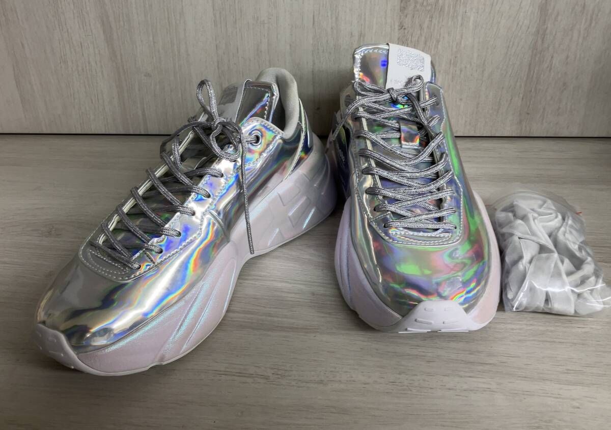 Onitsuka Tiger オニツカタイガー P TRAINER PRZM シンデレラ コラボ スニーカー PURE SILVER レディース US 5 約24 0 cm