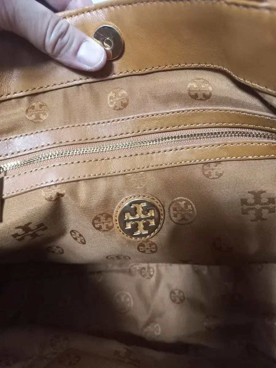 トリーバーチ ショルダーバッグ