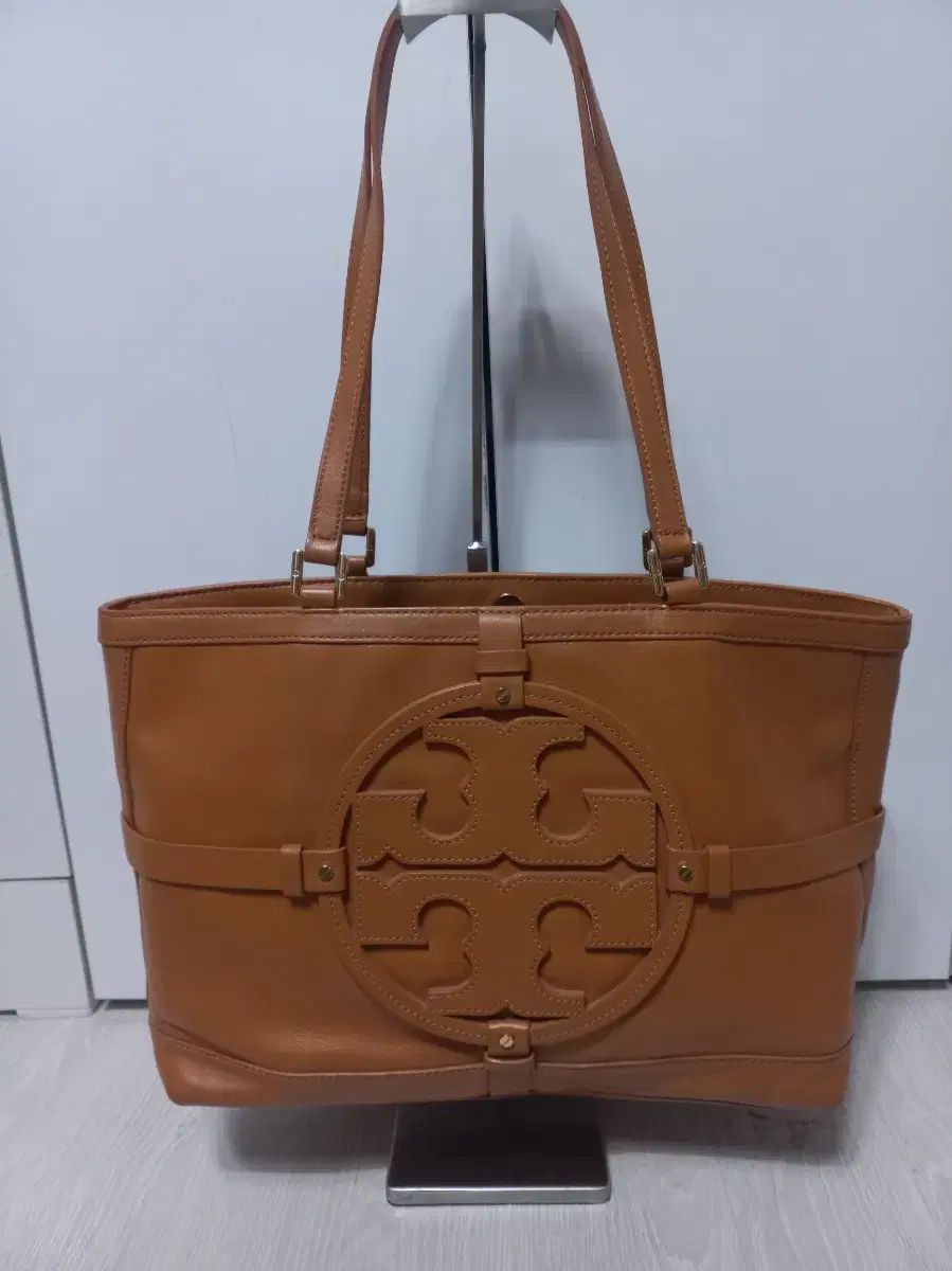 トリーバーチ ショルダーバッグ キャメル カラー