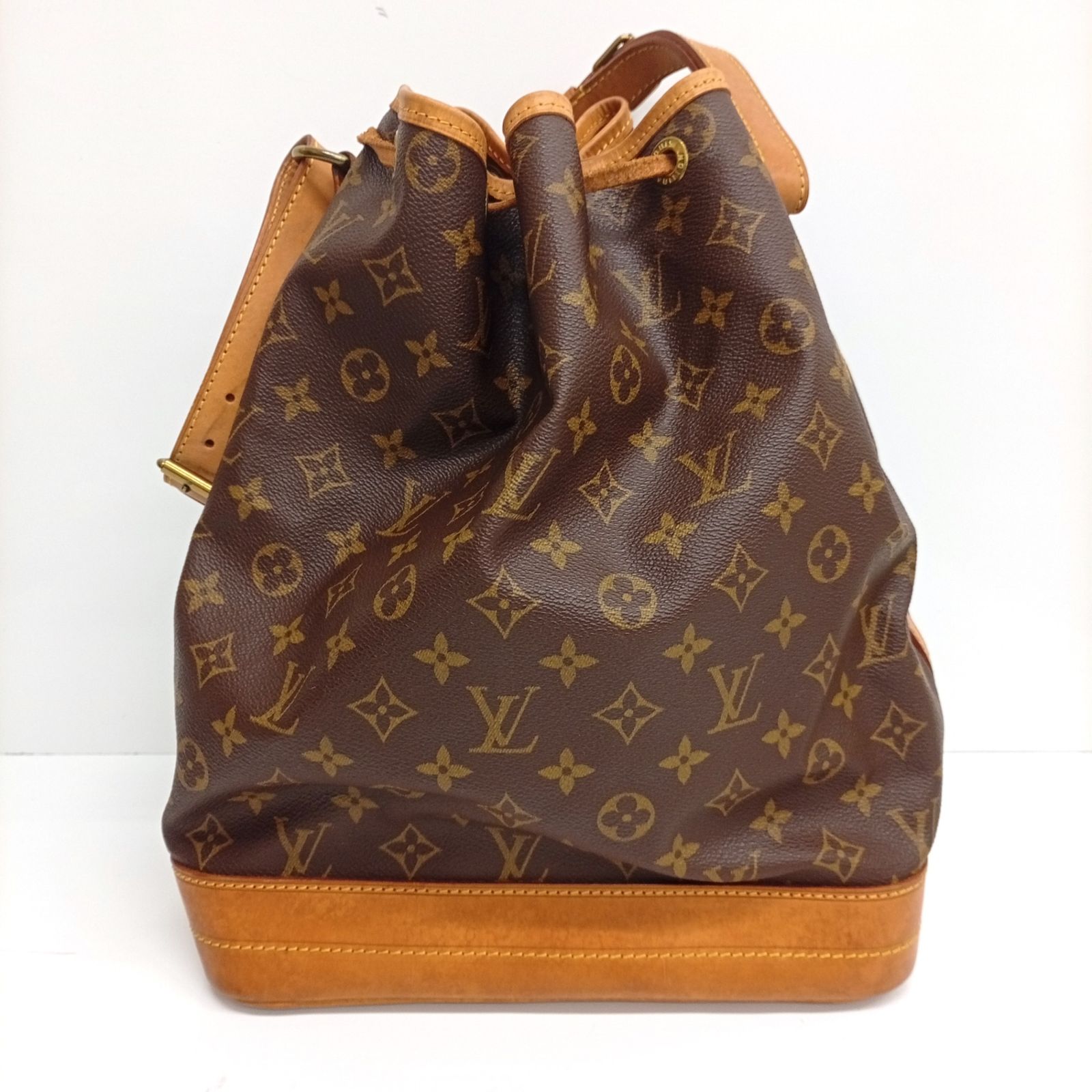 ルイ ヴィトン ノエ 巾着ショルダー モノグラム M 42224 AR 8907 バッグ ショルダーバッグ JA-25649