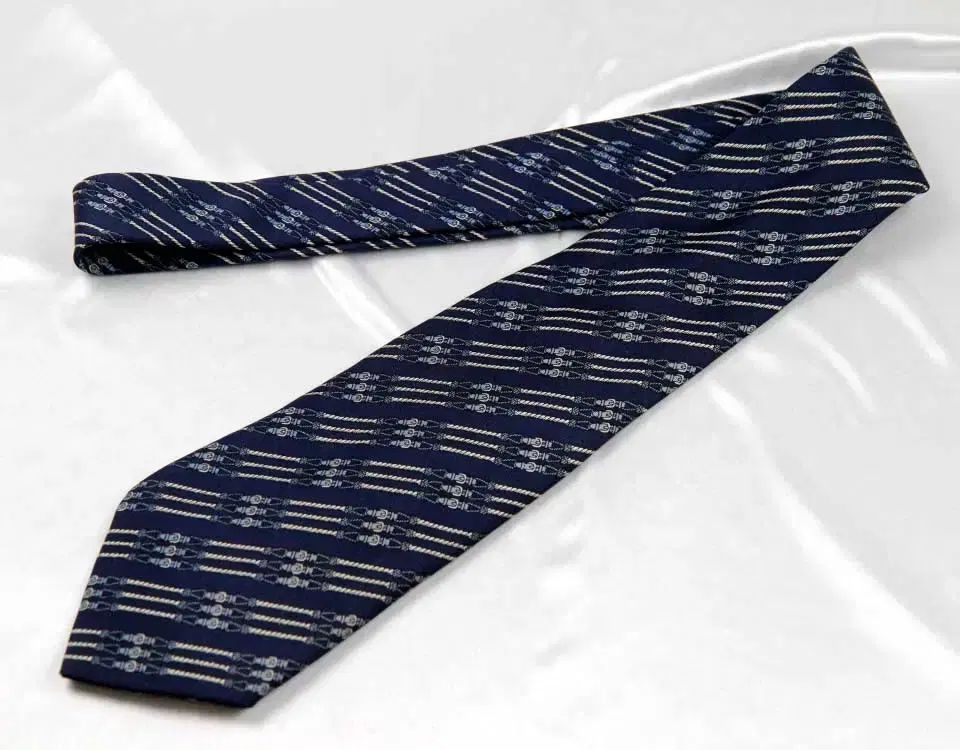 エルメス 9.5 cm A級 Classic メンズ ブランド ネックタイ