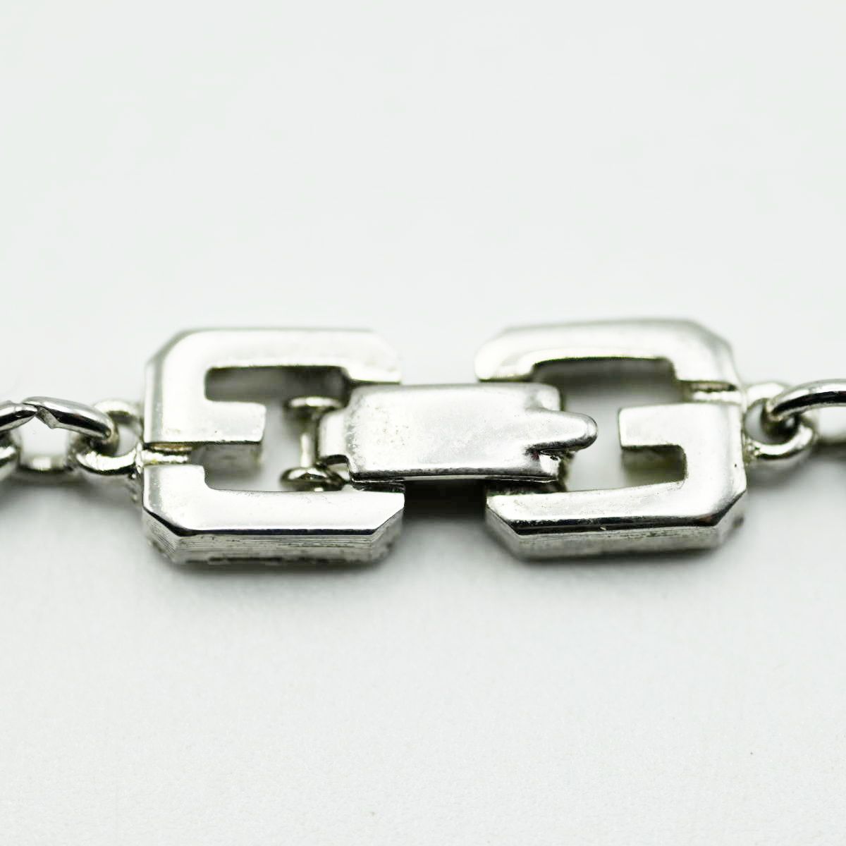 GIVENCHY ジバンシー Gロゴ GP ロングネックレス シルバー M2511-k101