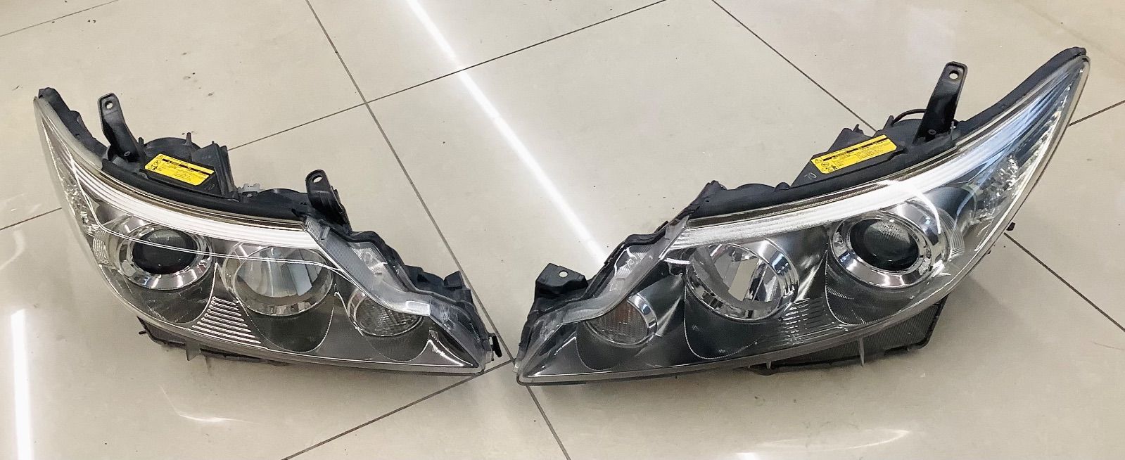 50 エスティマ ヘッドライト 左右セット 中期 後期型 （ H23年 取外し