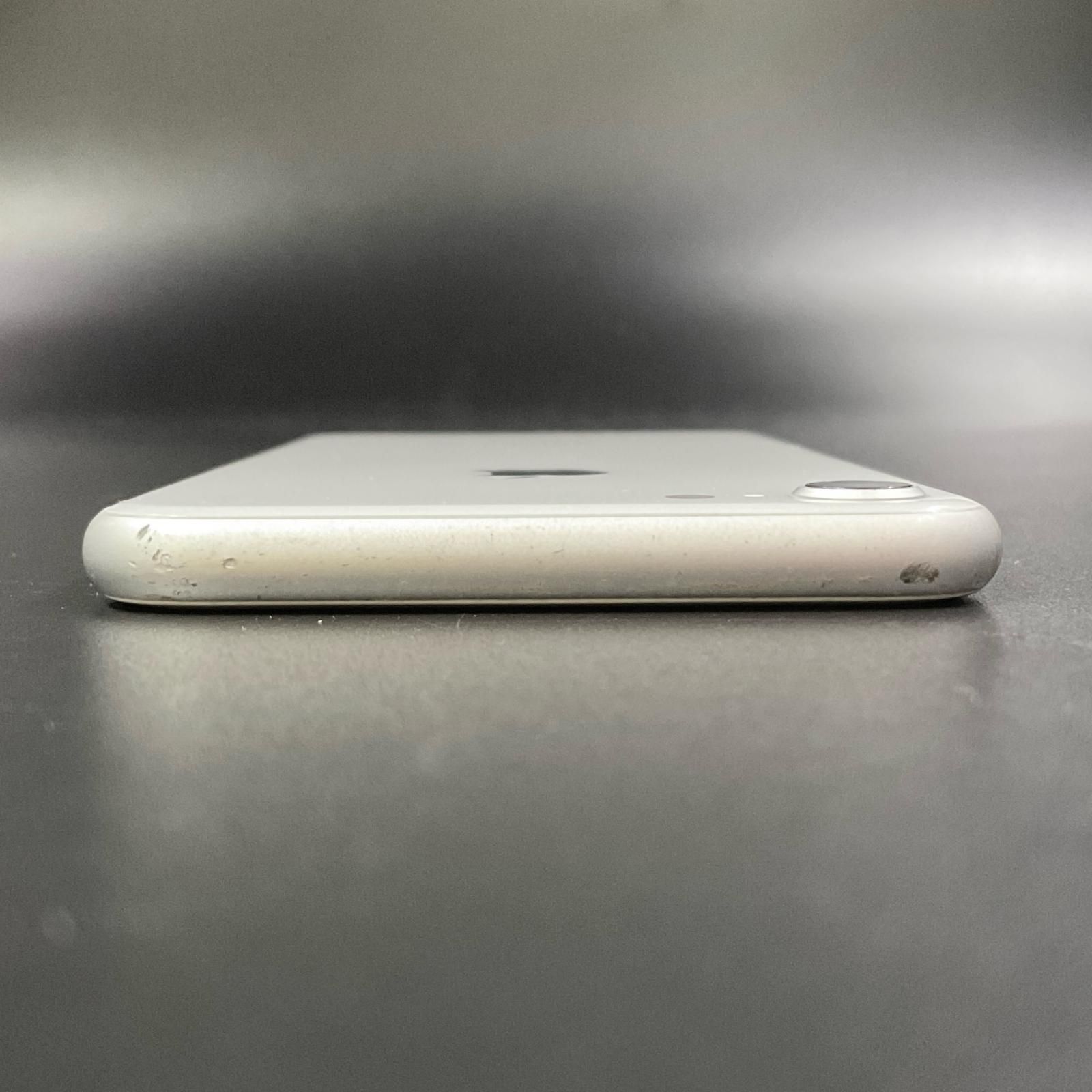 iPhone 8 64GB シルバー Softbank SIMフリー 白ロム 動作確認済 100
