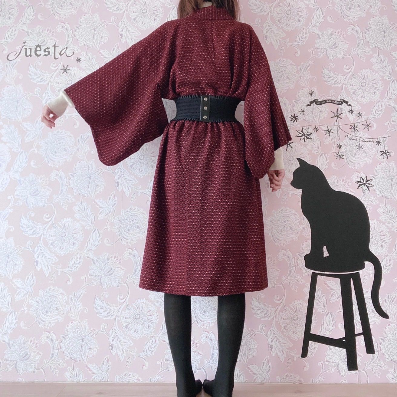 着物リメイクセットアップ 赤黒系 ベルトと道行付き