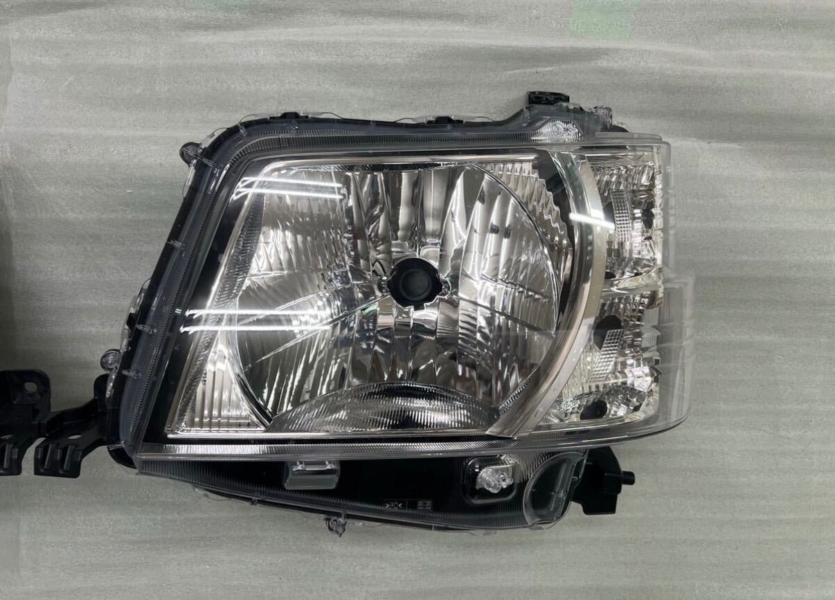 2510-77-04 新車外し ダイハツ 純正 S700V S710V ハイゼット カーゴ