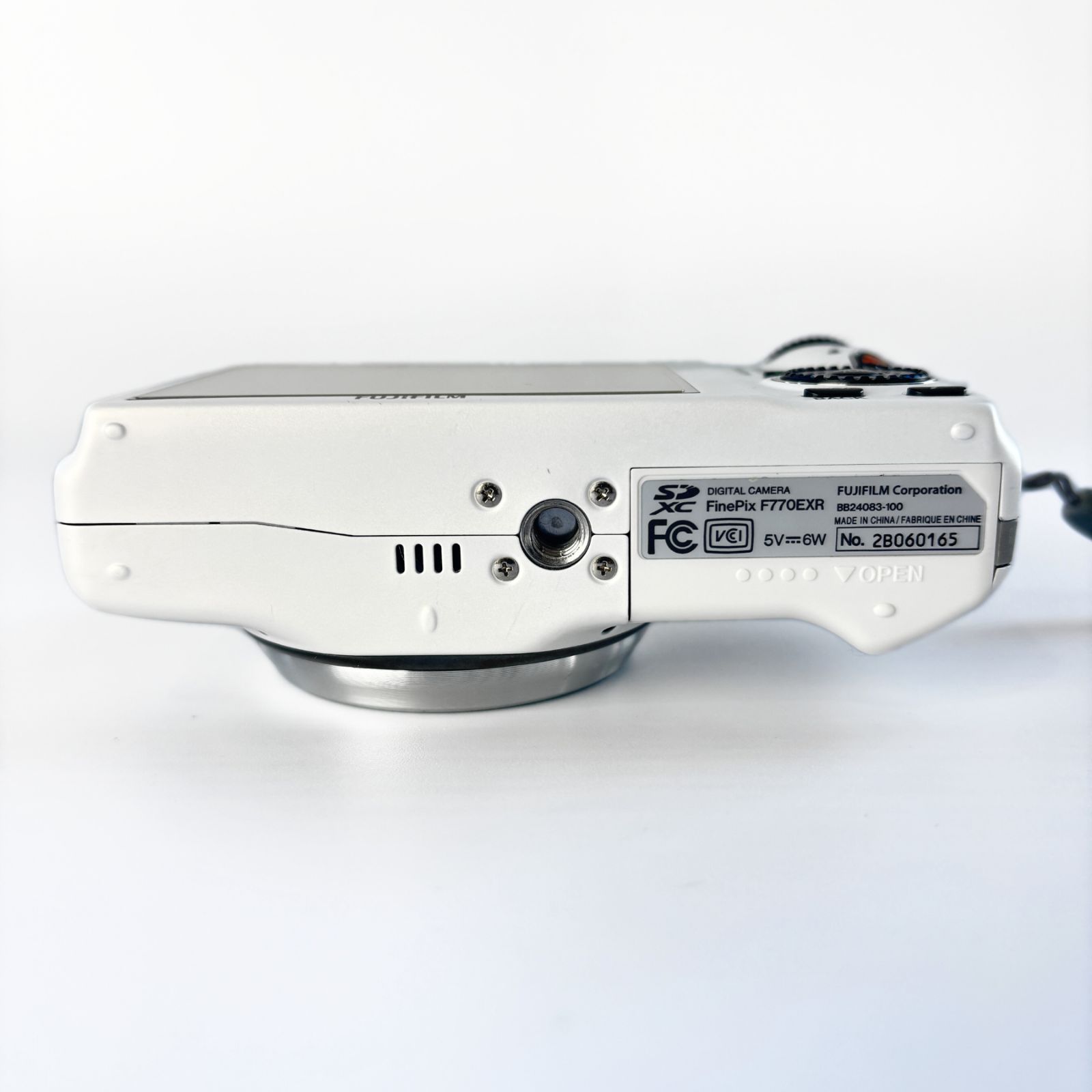 美品】FUJIFILM FinePix F770EXR コンパクトデジタルカメラ 動作確認