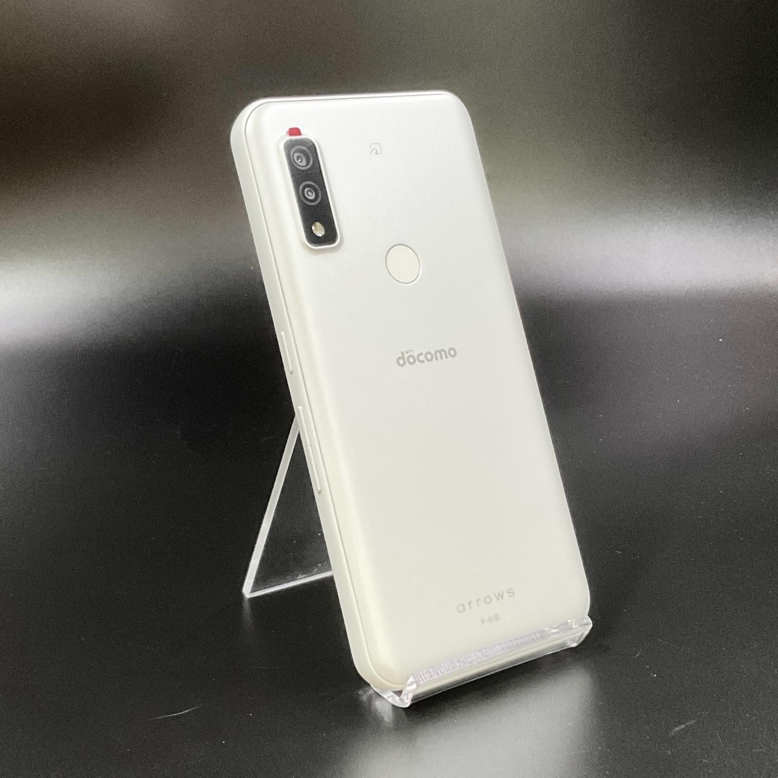 富士通 arrows We ホワイト docomo F-51B 白ロム 超美品 動作確認済