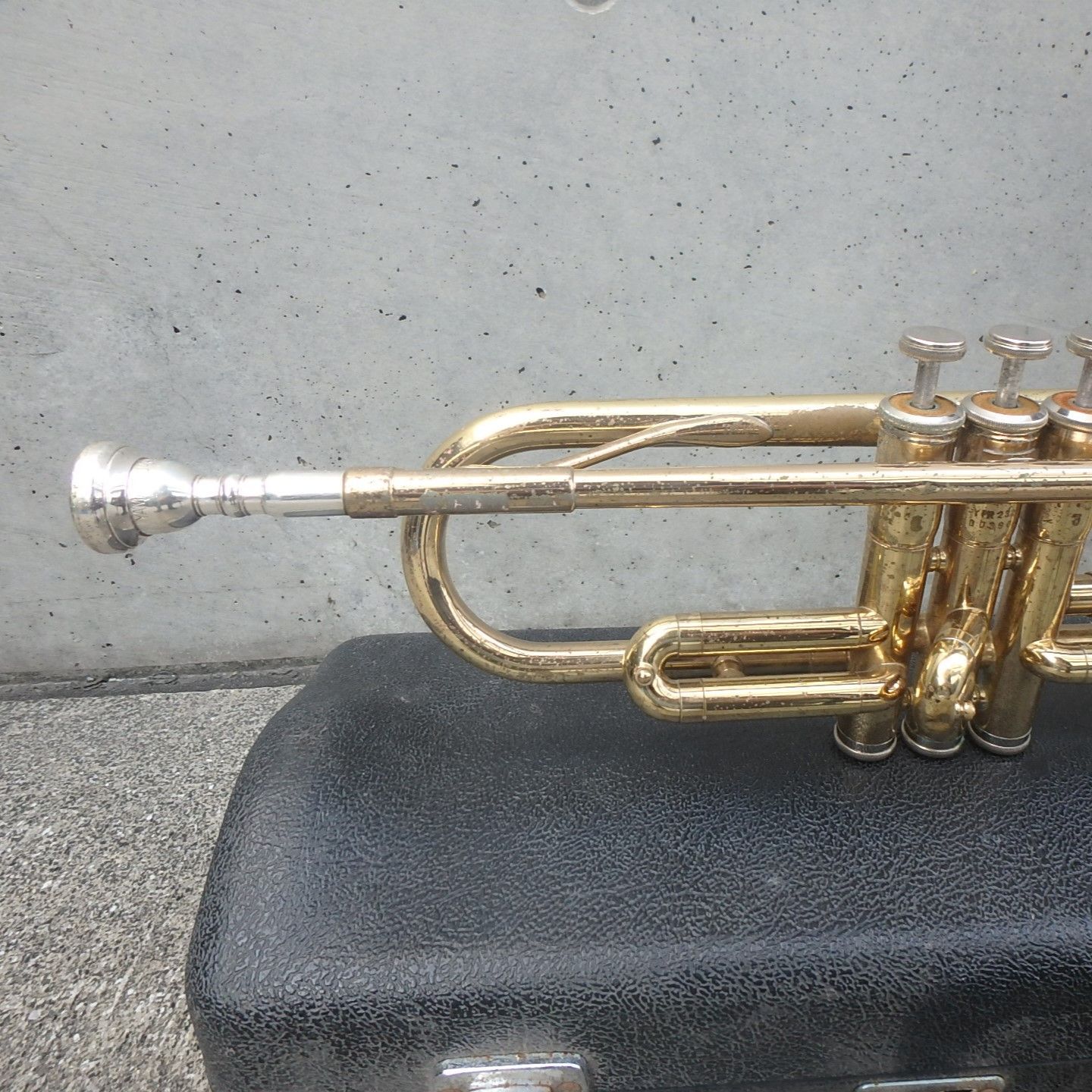 YAMAHA トランペット YTR2321 ヤマハ楽器 学校備品 管楽器 管理no1