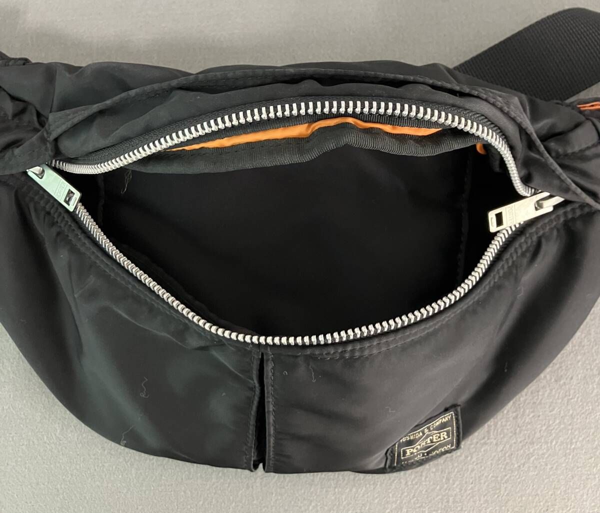PORTER ポーター ボディーバッグ ウェストバッグ ブラック