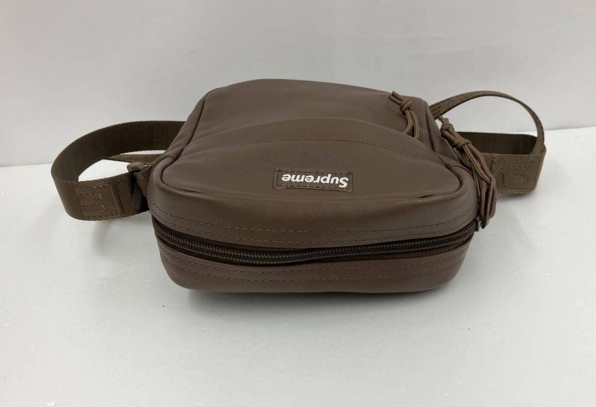 Supreme シュプリーム ショルダーバッグ 24FW 本物 本革 ブラウン 通年
