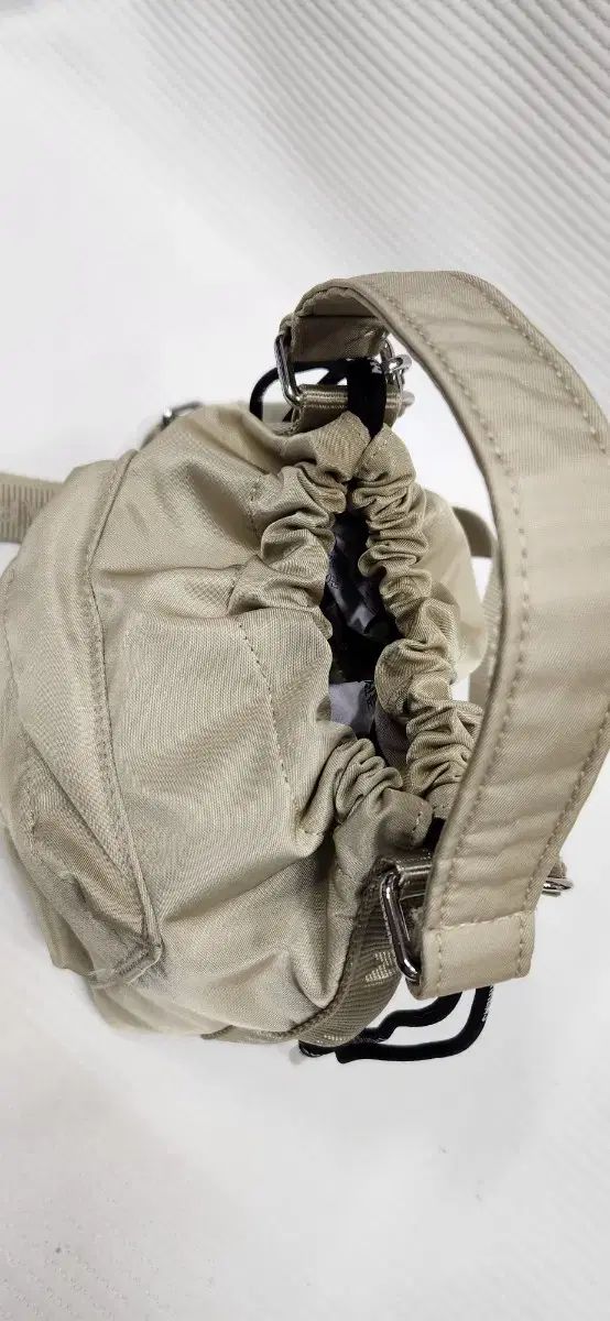 ミニキャリーケース