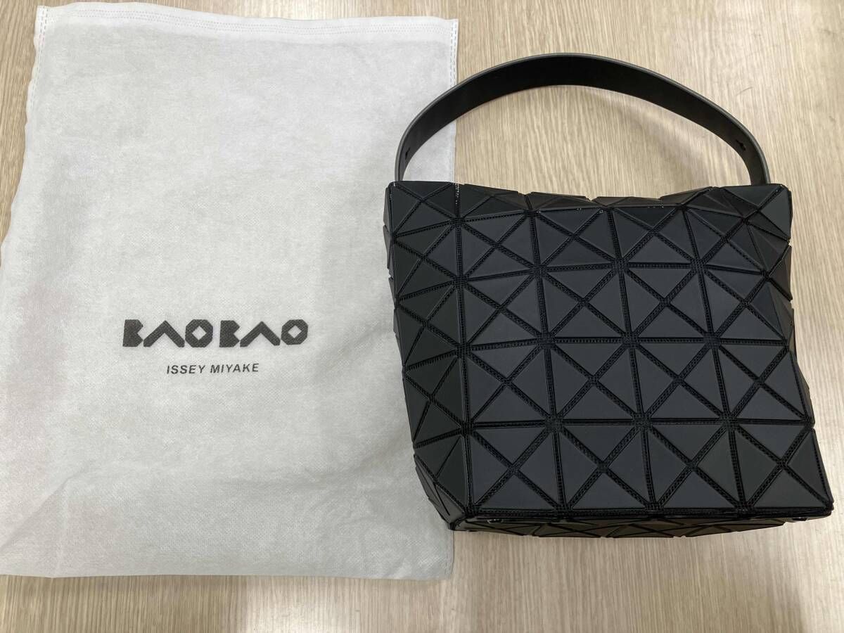 BAO ハンドバッグ ISSEY MIYAKE DB 2639