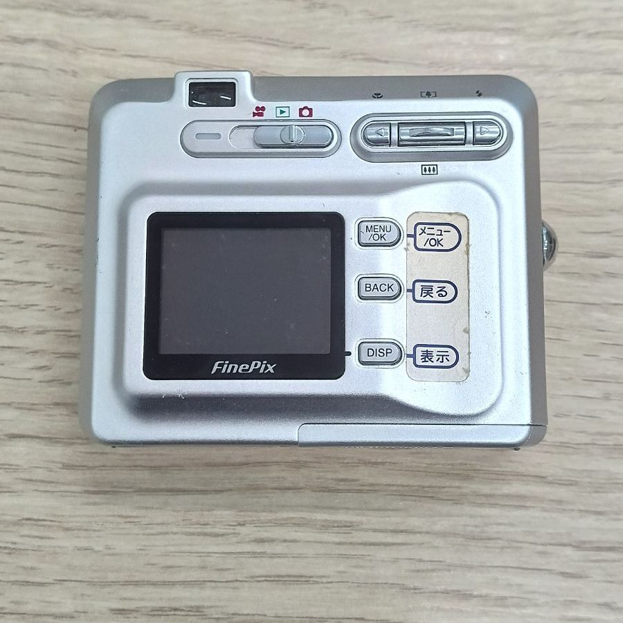 FUJIFILM FINEPIX F401 デジタルカメラ - メルカリ