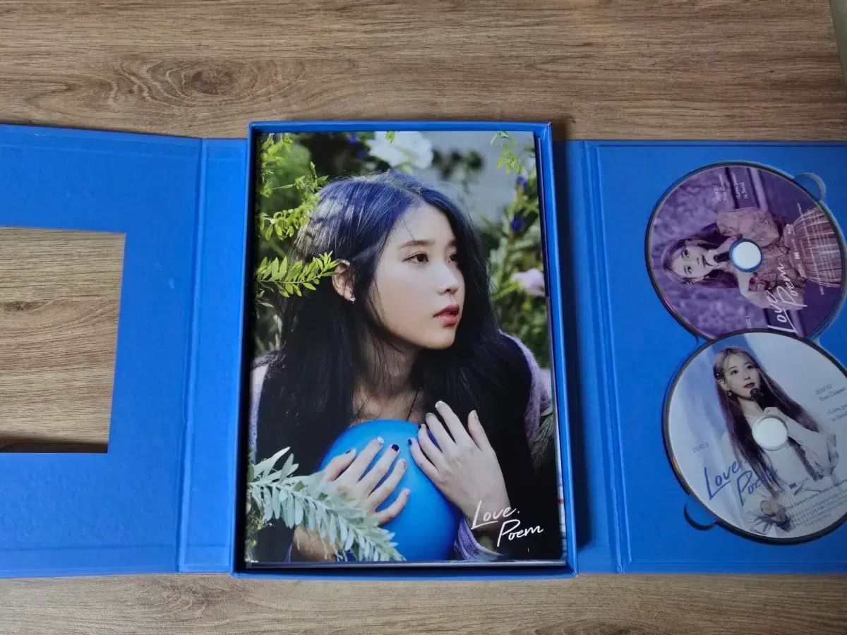 IU 2019 Love Poem コンサート DVD ブルーレイ - メルカリ