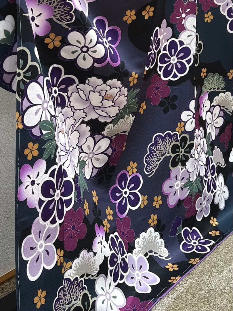 ポリエステル 振袖 牡丹 桜 松 梅 紋意匠 ぼかし八掛 躾糸付き FU060