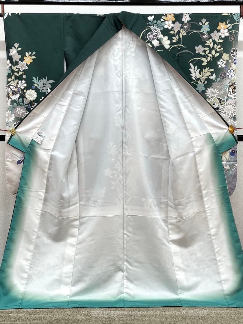 ポリエステル 振袖 菖蒲 鞠 紋意匠 ぼかし八掛 躾糸付き FU057 - メルカリ