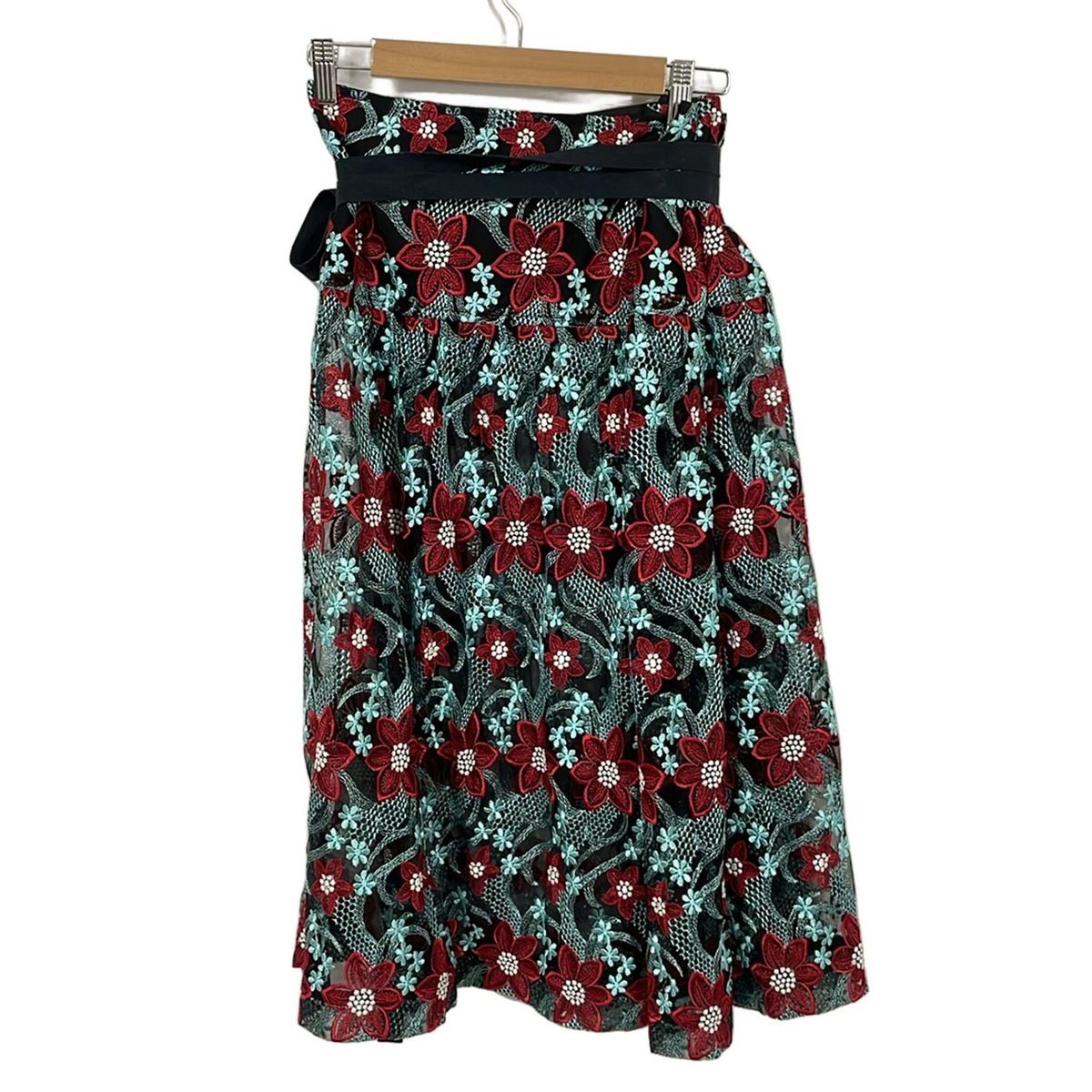 tricot COMME des GARCONS 刺繍　ロングスカート tricot COMMEdesGARCONS(トリココムデギャルソン) ロングスカート