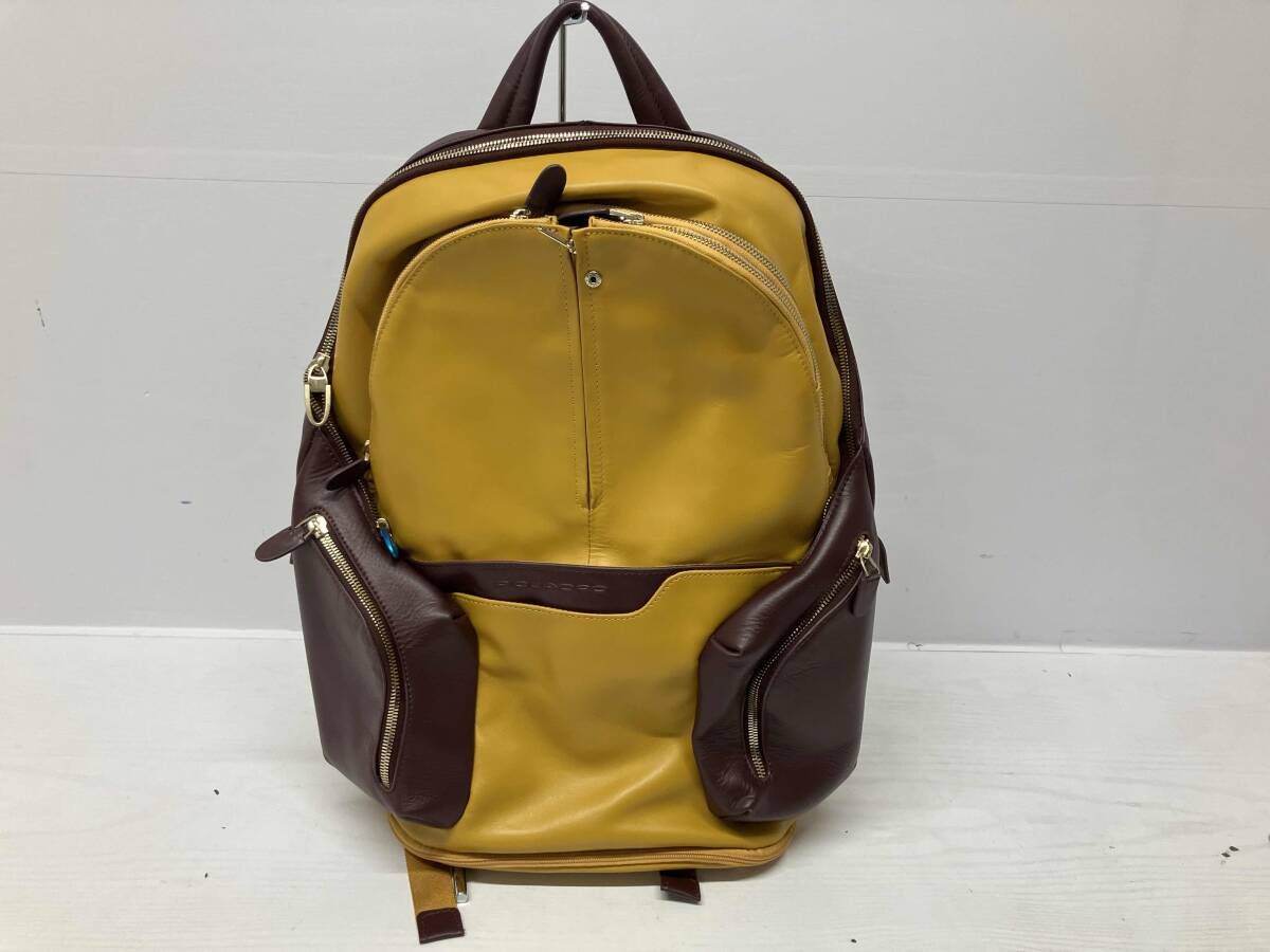 ピクアドロ GH 6779 リュック レザー イエロー×ワインレッド カッパ付き 通年