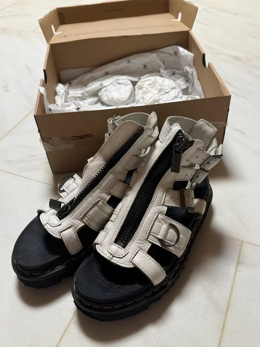 DR. MARTENS ドクターマーチン Olson uk 5 38