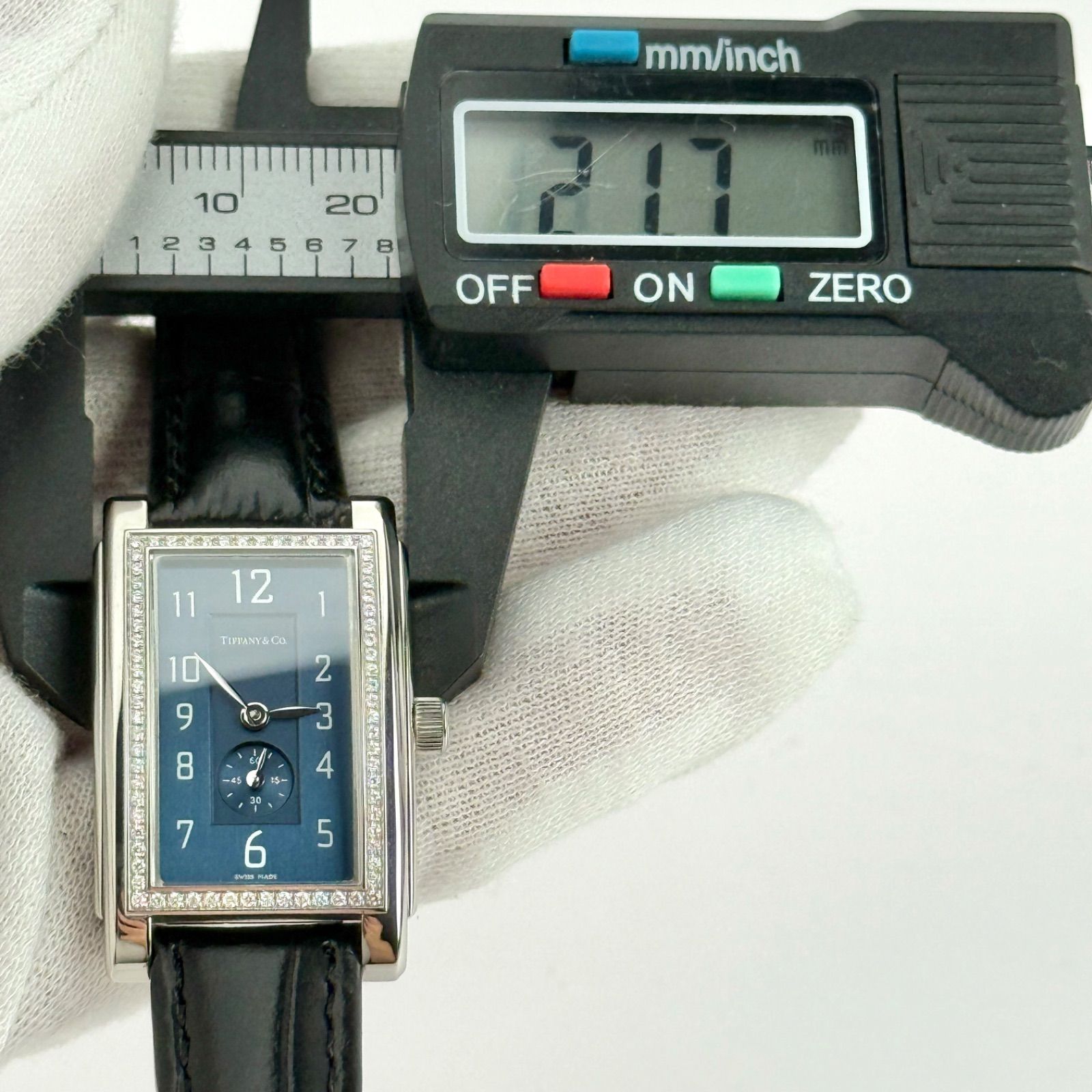 ティファニー グランド ダイヤベゼル 新品ベルト 新品電池 レディース
