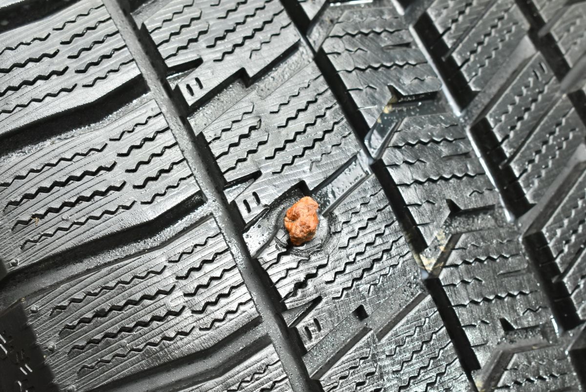  スタッドレス AGA 18 in 8 J 23 PCD 112 グッドイヤー アイスナビ8 245 50 R BMW G 11 12 7シリーズ 交換用 18インチ タイヤ ホイールセット